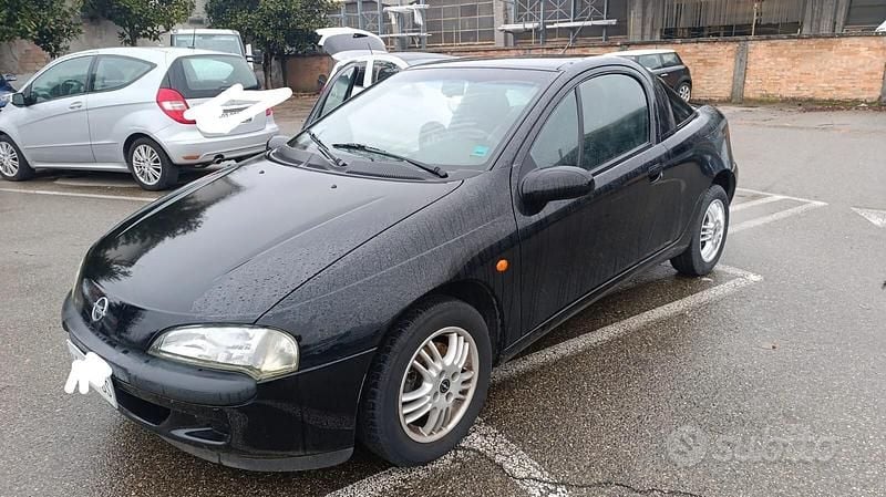 Nero Usata 1999 Opel Tigra Coupé | 2400 € (Ottimo prezzo) - Immagine 1/4