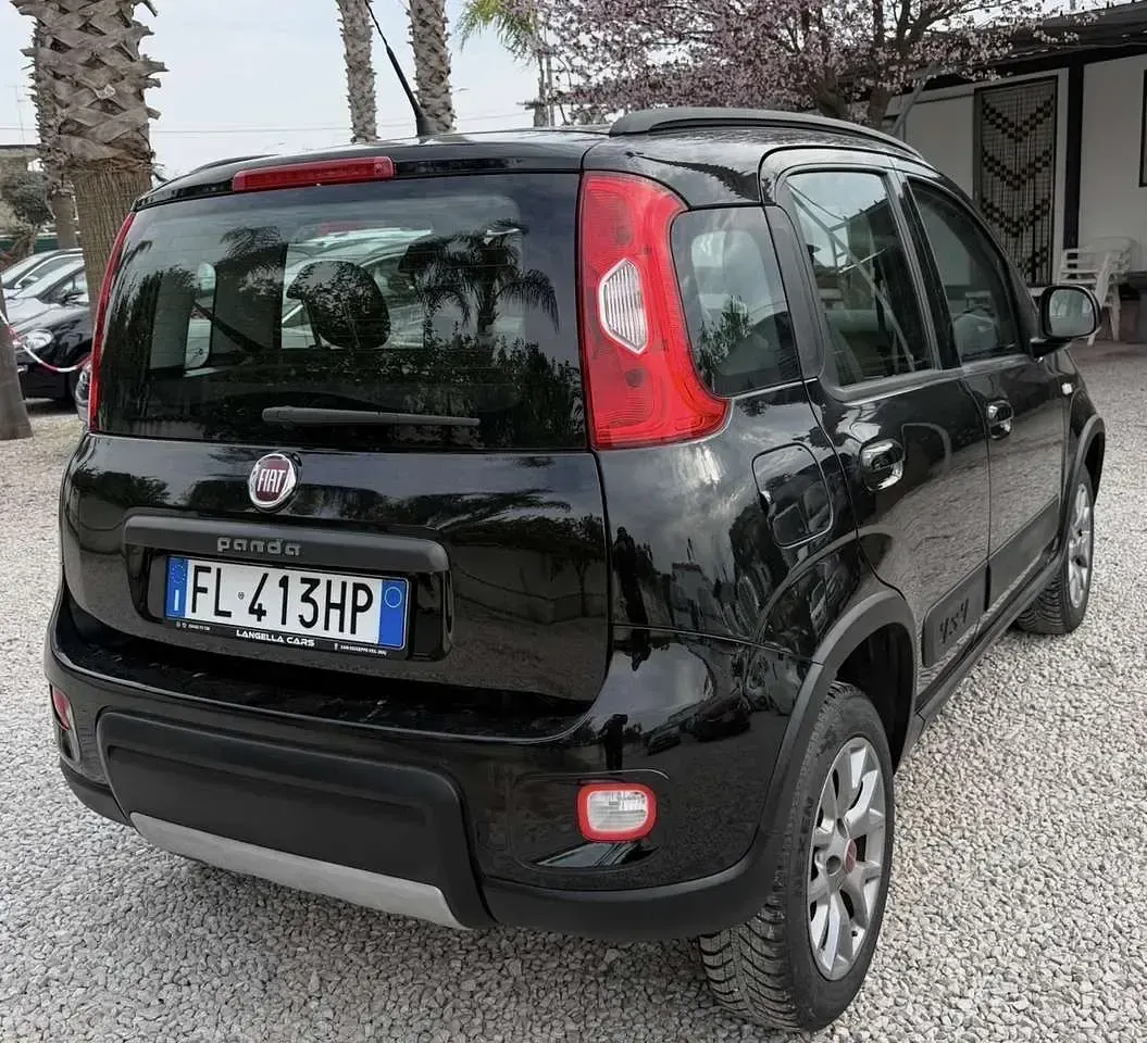 Usata Fiat Panda Trekking 95 CV (69 kW) 2017 Other Utilitaria