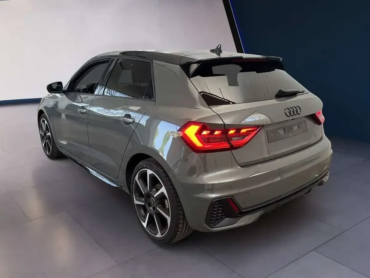 Usata Audi A1 Sportback S-Line 116 CV (85 kW) 2025 Grigio Utilitaria