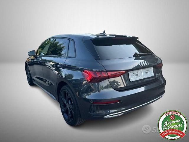 Usata Audi A3 Business 200 CV (147 kW) 2022 Grigio Berlina