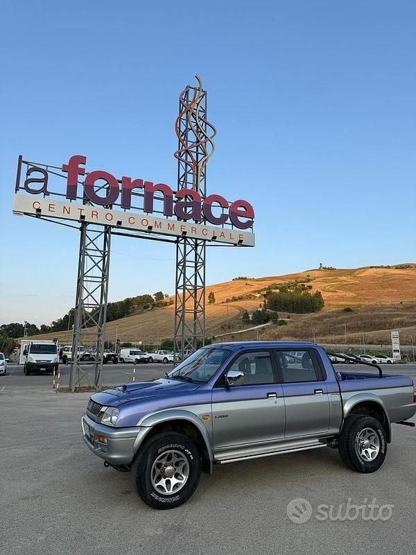 Usata Mitsubishi L200 115 CV (84 kW) 2002 Blu Pick-up