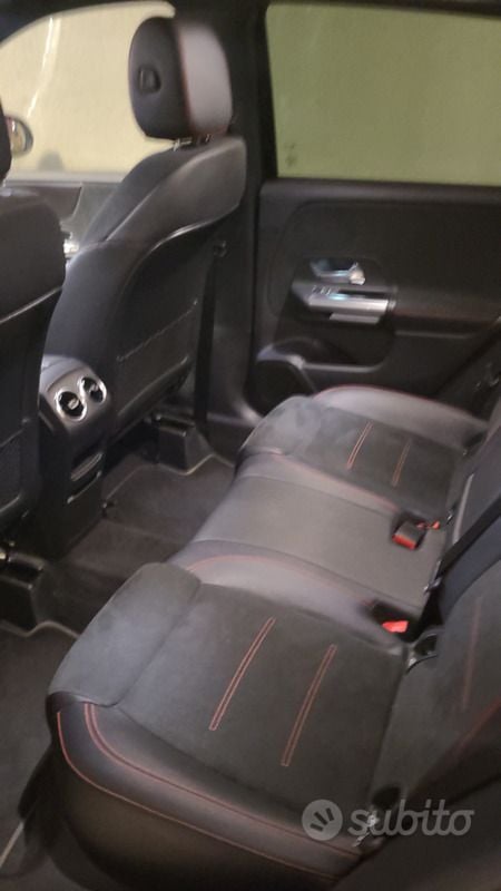 Usata Mercedes B200 AMG 150 CV (110 kW) 2020 Nero Monovolume