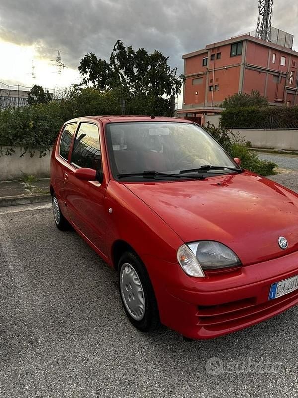 Usata Fiat 600 54 CV (39 kW) 2004 Berlina