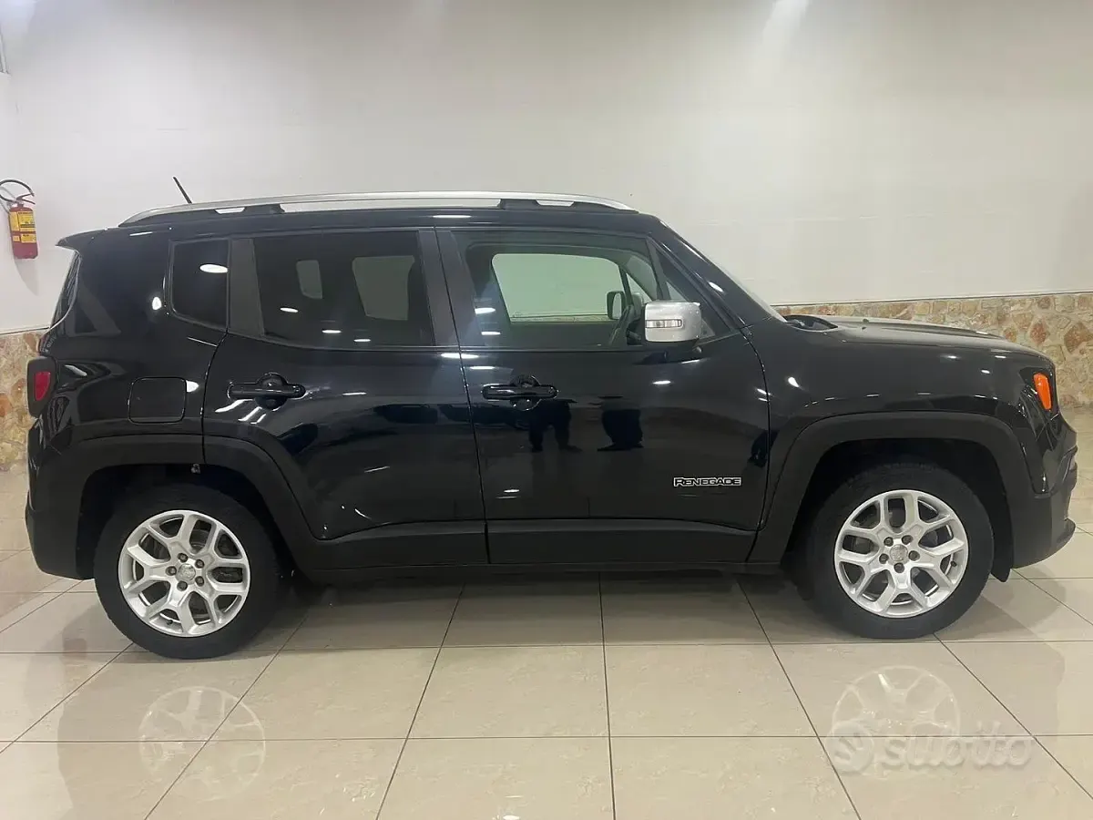 Usata Jeep Renegade Limited 140 CV (102 kW) 2016 SUV