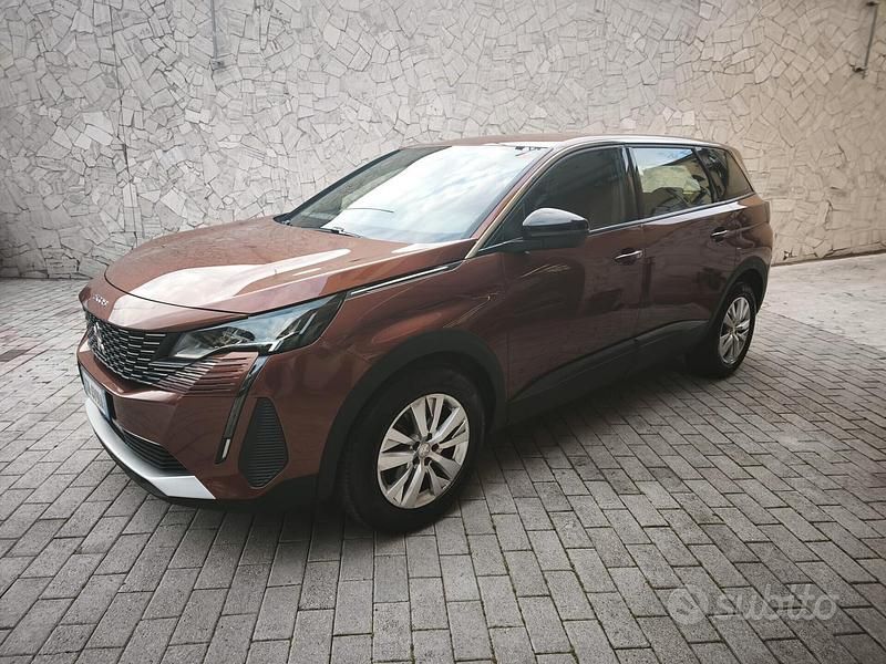 Brugt Peugeot 5008 Active 131 HK (96 kW) 2023 Brun SUV