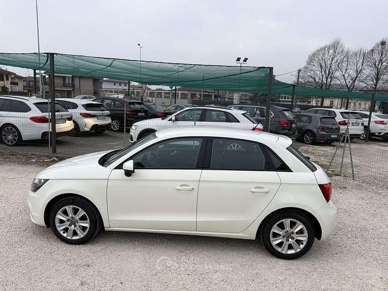 Usata Audi A1 Sportback Ambiente 90 CV (66 kW) 2013 Bianco Utilitaria