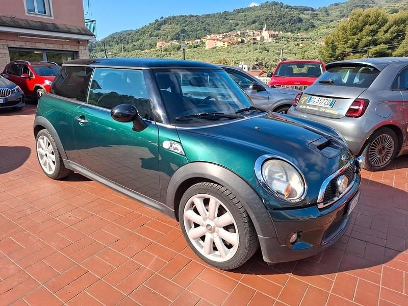 Usata Mini Cooper S 175 CV (128 kW) 2010 Verde Utilitaria