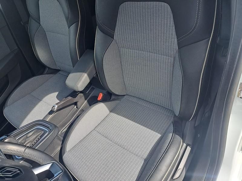 Usata Renault Clio V Techno 143 CV (105 kW) 2024 Bianco Berlina