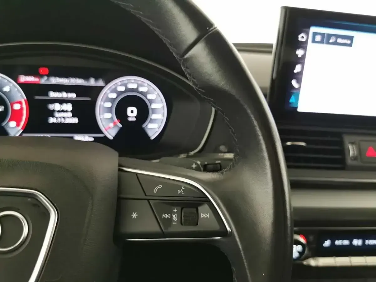 Usata Audi Q5 S-Line 163 CV (119 kW) 2024 Grigio SUV