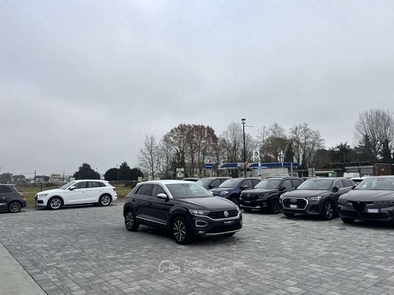 Używany VW T-Roc Style 150 KM (110 kW) 2019 Szary SUV