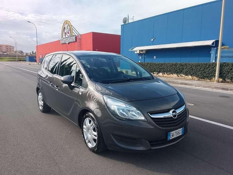 Usata Opel Meriva Cosmo 110 CV (80 kW) 2014 Monovolume