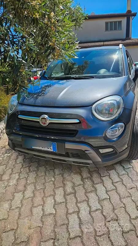 Begagnad Fiat 500X Cross 140 HK (102 kW) 2015 Grå SUV