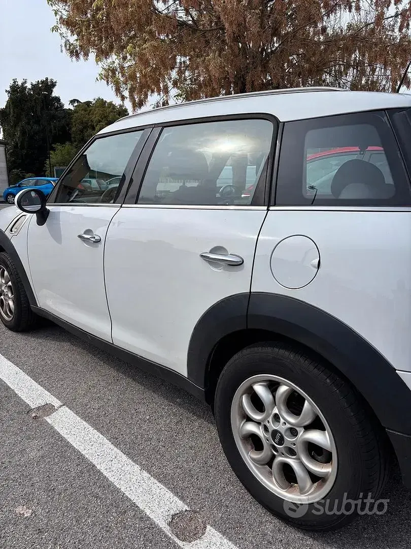 Usata Mini Countryman 2012 Bianco SUV