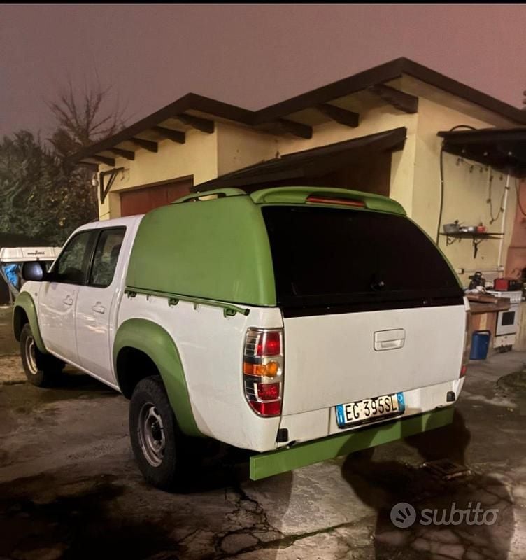 Usata Mazda BT-50 2011 Bianco Pick-up