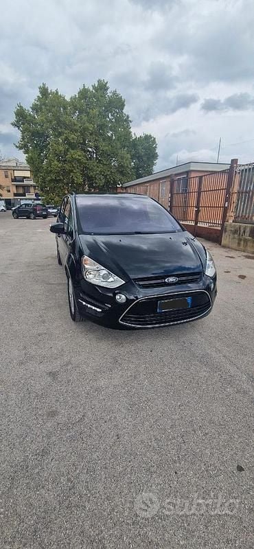 Usata Ford S-MAX Titanium 200 CV (147 kW) 2011 Nero Monovolume