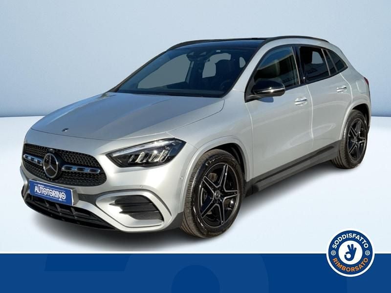 Usata Mercedes GLA200 AMG Line Premium 150 CV (110 kW) 2024 Argento metallizzato SUV