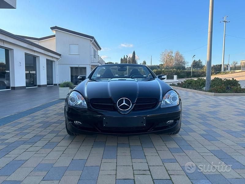 Occasion Mercedes SLK350 Premium 272 ch (200 kW) 2007 Noir Cabriolet