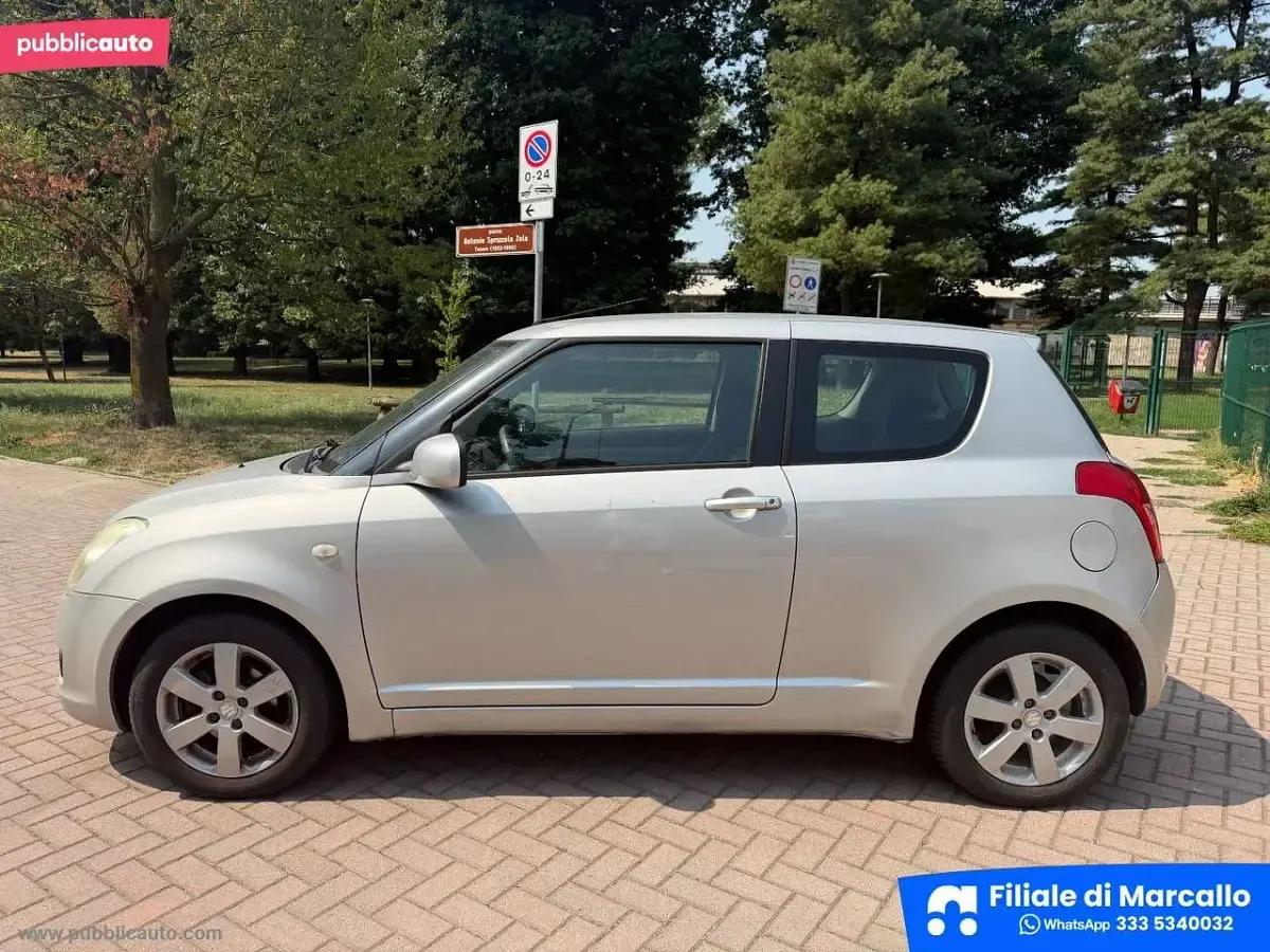 Usata Suzuki Swift GL 92 CV (67 kW) 2008 Grigio Utilitaria