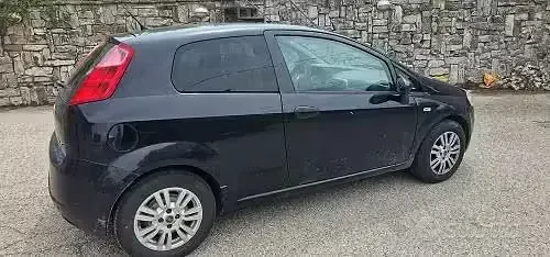 Usata Fiat Grande Punto 75 CV (55 kW) 2010 Blu Utilitaria