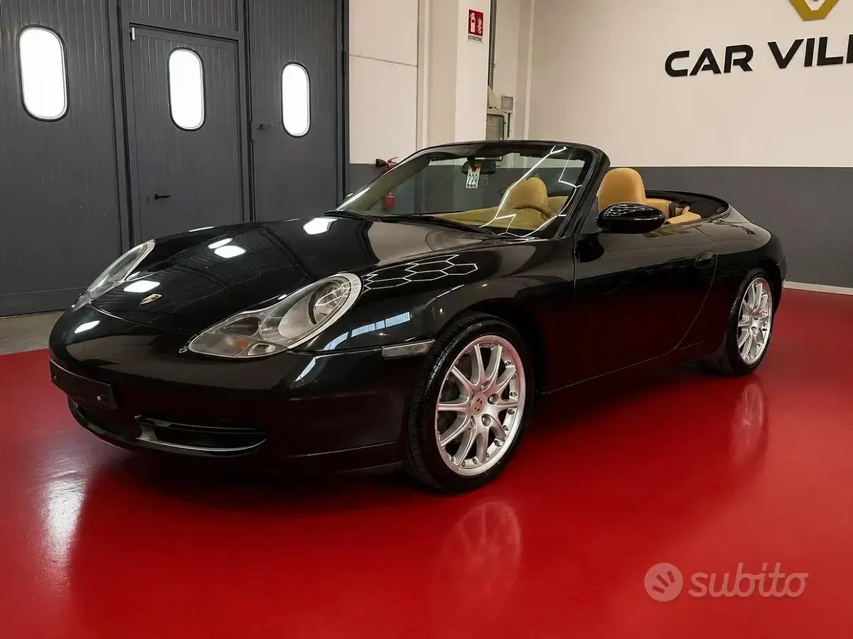 Usata Porsche 911 Carrera Cabriolet 300 CV (220 kW) 2000 Nero Cabrio
