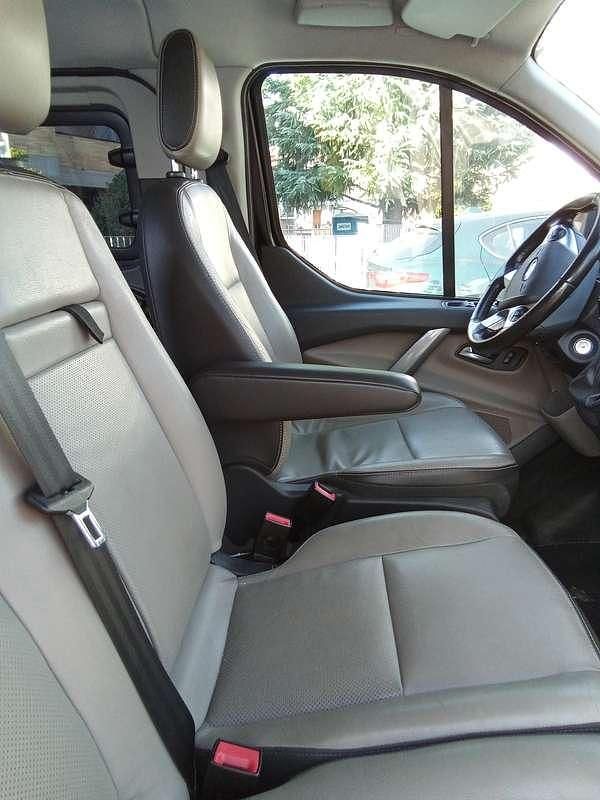 Usata Ford Tourneo Custom 170 CV (125 kW) 2017 Nero Furgone