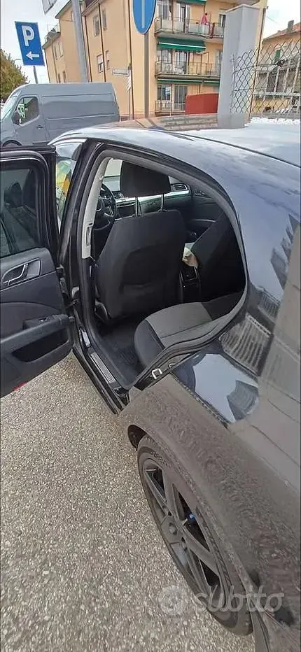 Usata Skoda Superb 140 CV (102 kW) 2011 Nero Berlina