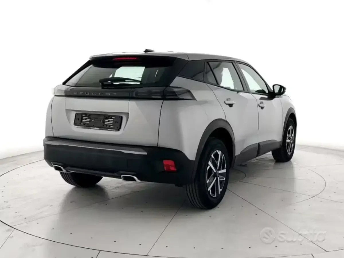 Usata Peugeot 2008 Style 136 CV (100 kW) 2025 Grigio artense SUV