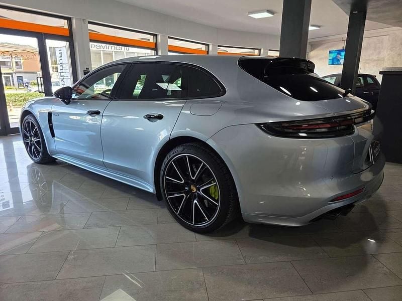 Usata Porsche Panamera Edition 330 CV (242 kW) 2020 Grigio Berlina