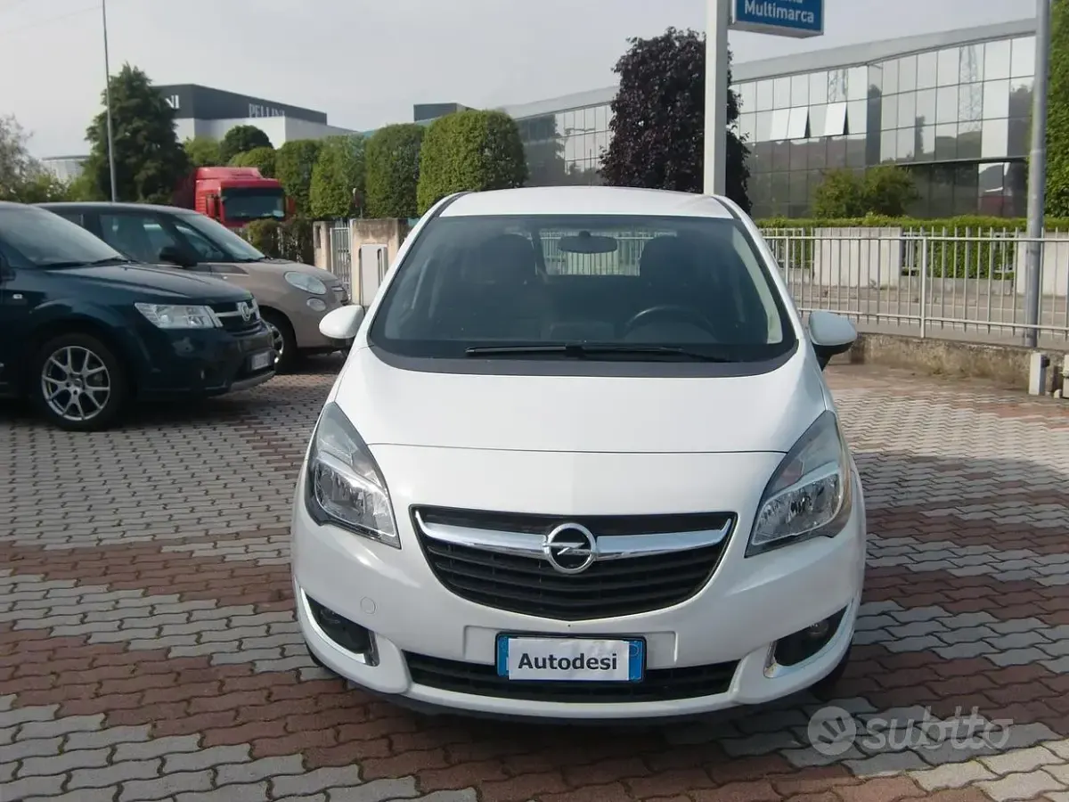 Usata Opel Meriva 120 CV (88 kW) 2016 Bianco Monovolume