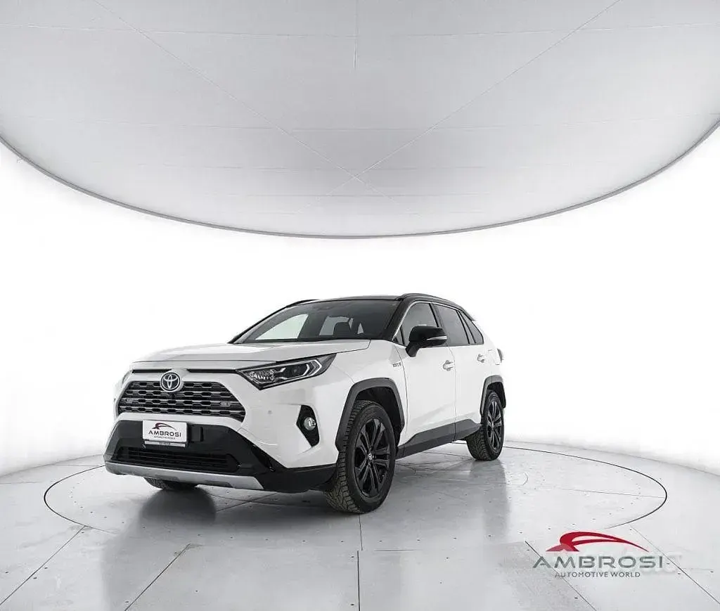 Usata Toyota RAV4 Hybrid Style 178 CV (130 kW) 2021 SUV