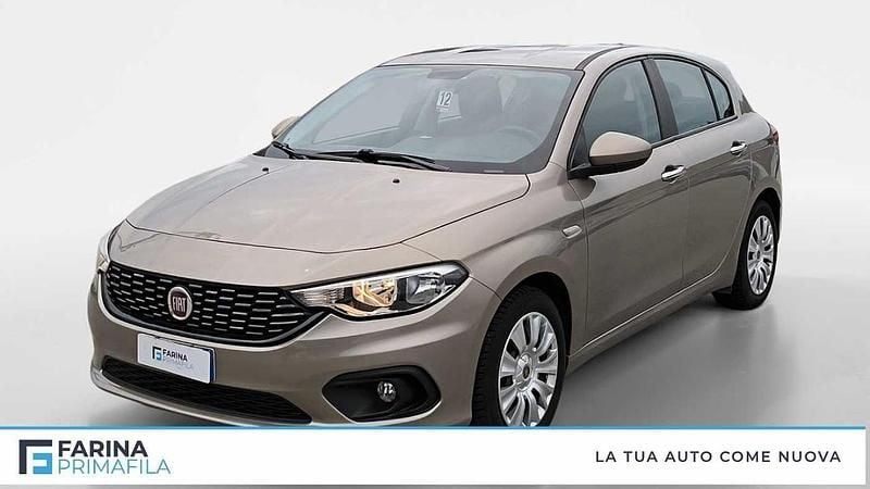 Usata Fiat Tipo Easy 95 CV (69 kW) 2017 Beige Berlina