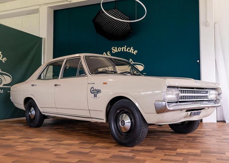 Usata Opel Rekord 58 CV (42 kW) 1968 Berlina