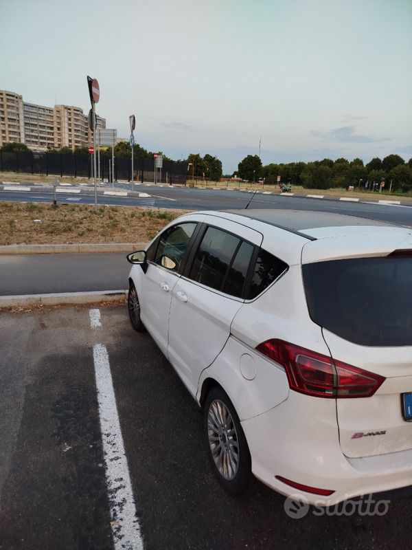 Usata Ford B-MAX 95 CV (69 kW) 2012 Bianco Monovolume