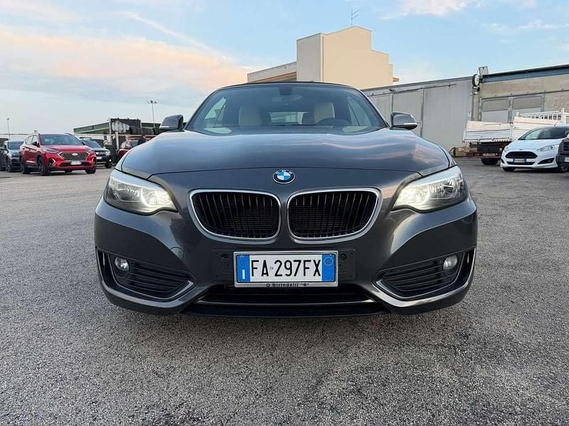 Usata BMW 220 Advantage 190 CV (139 kW) 2015 Grigio Cabrio