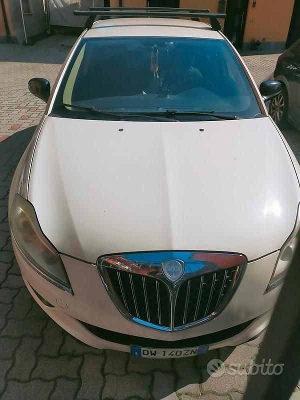 Usata Lancia Delta 140 CV (102 kW) 2010 Bianco Utilitaria