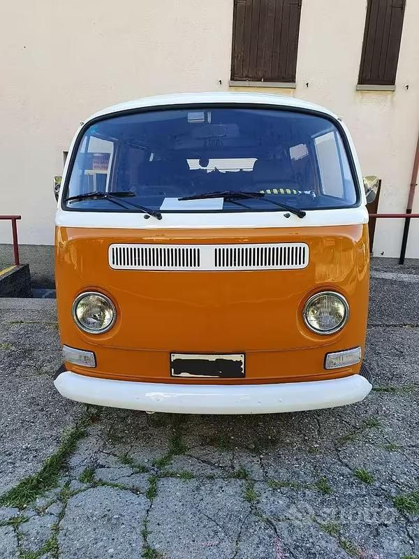 Usado VW T2 50 CV (36 kW) 1970 Marrón Van