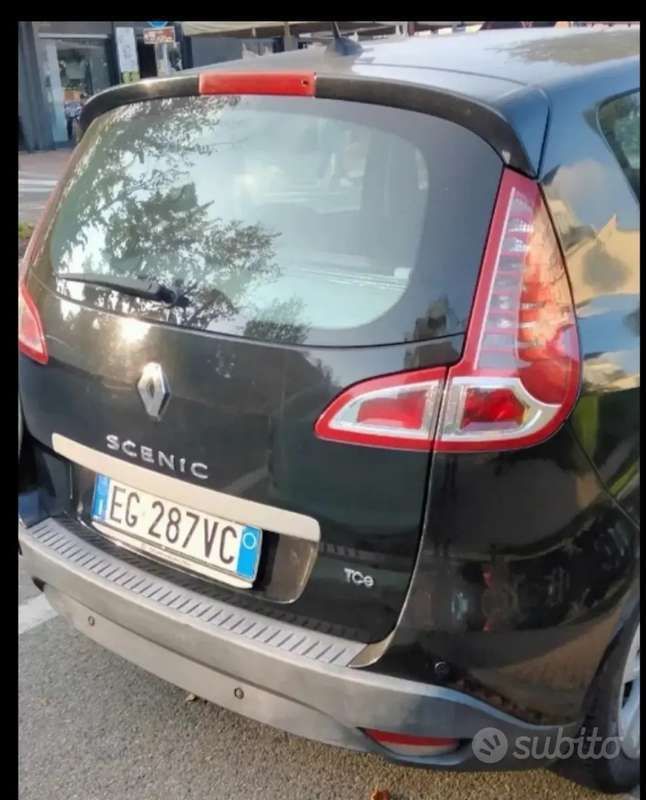 Usata 2011 Renault Scénic III Luxe Monovolume | 3499 € (Super prezzo) - Immagine 1/4