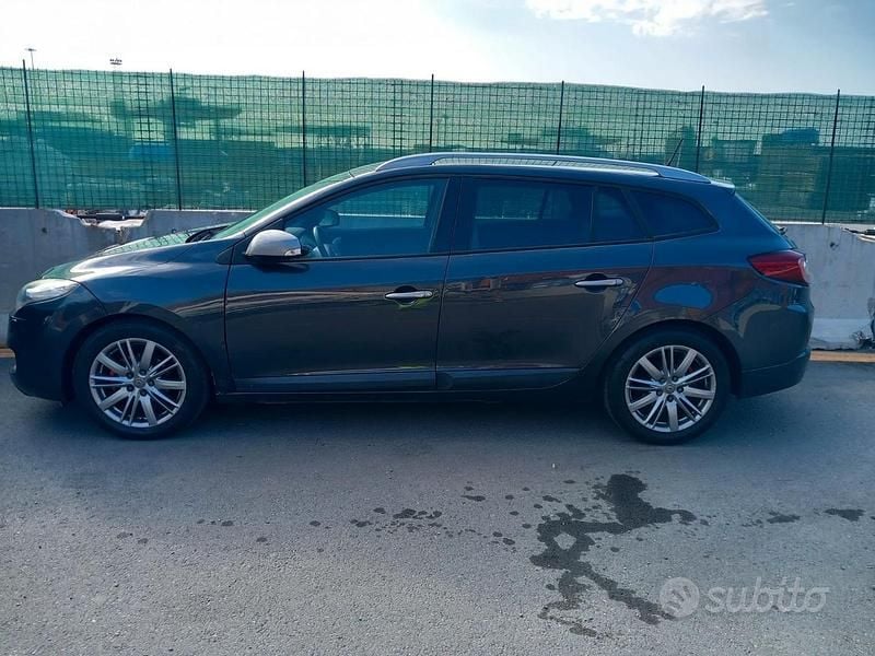 Grigio Usata 2011 Renault Mégane GT Line GT-Line Station wagon | 2500 € (Super prezzo) - Immagine 1/4