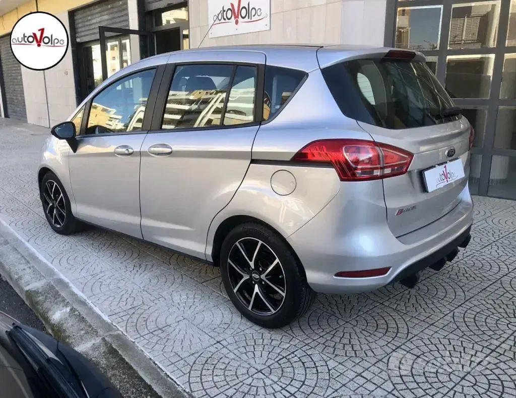 Usata Ford B-MAX Sport 95 CV (69 kW) 2016 Grigio Monovolume