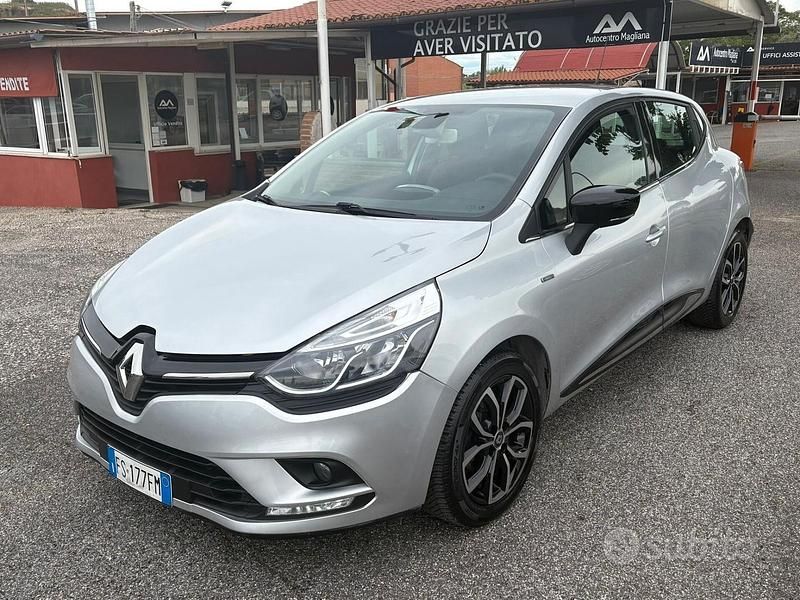 Second-hand Renault Clio IV 90 CP (66 kW) 2018 Gri Berlinǎ