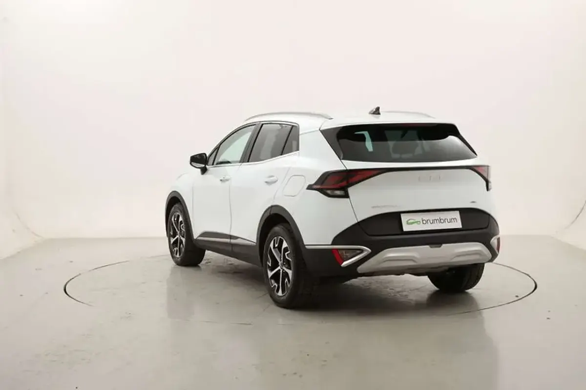 Usata Kia Sportage Style 230 CV (169 kW) 2022 Bianco SUV