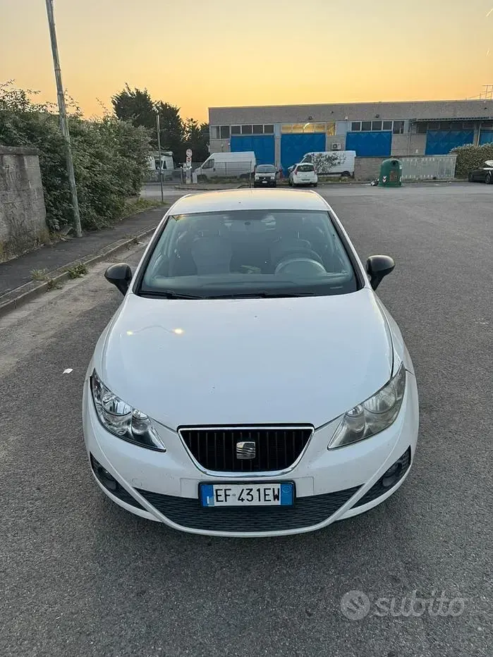 Usata Seat Ibiza 69 CV (50 kW) 2010 Bianco Berlina