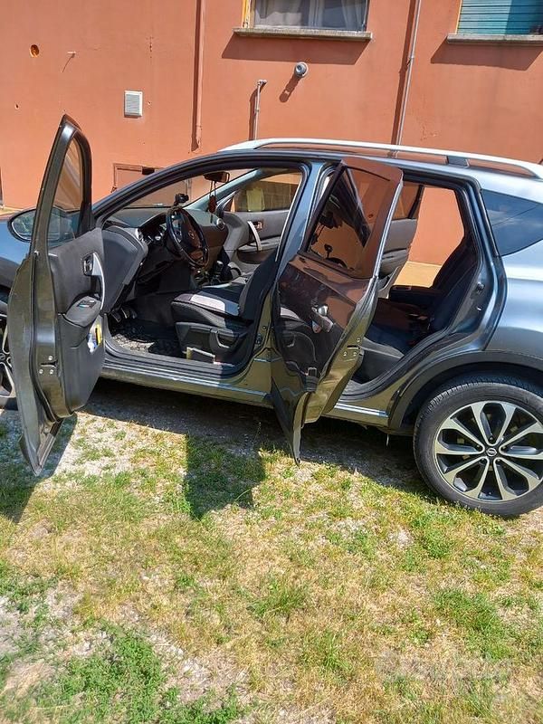 Usata Nissan Qashqai 2012 Grigio SUV