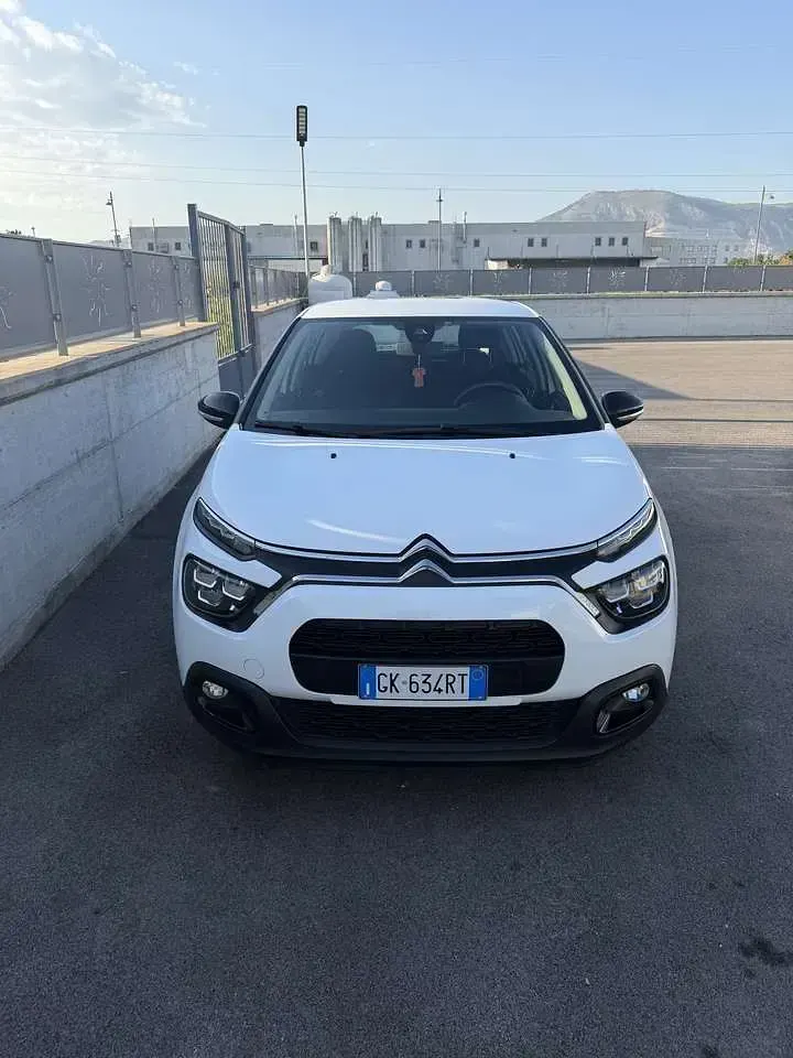 Usata Citroën C3 Shine 102 CV (75 kW) 2022 Other Utilitaria