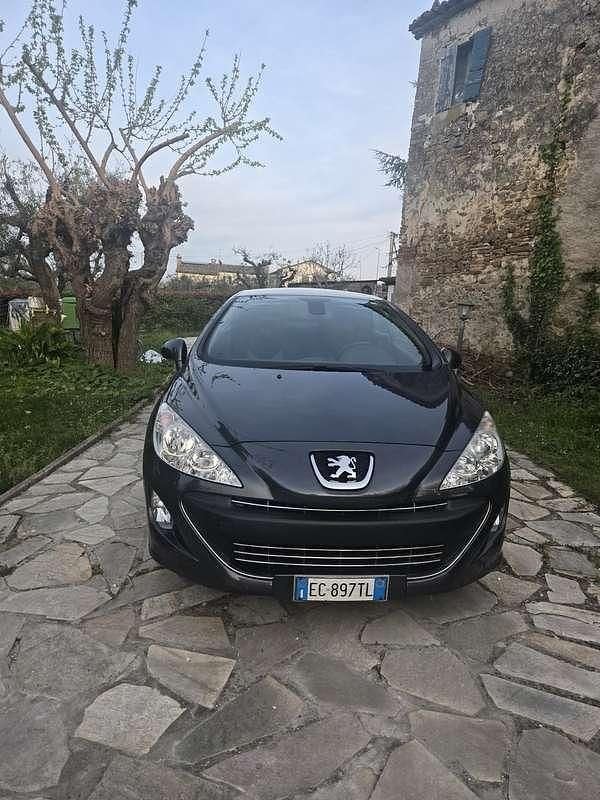 Usata Peugeot 308 CC 140 CV (102 kW) 2010 Cabrio