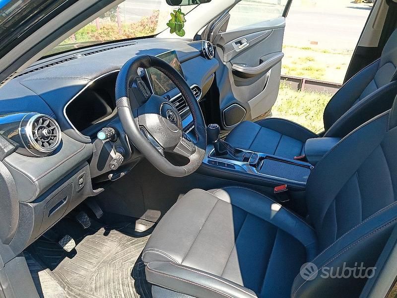 Usata MG HS Comfort 162 CV (119 kW) 2024 Nero SUV