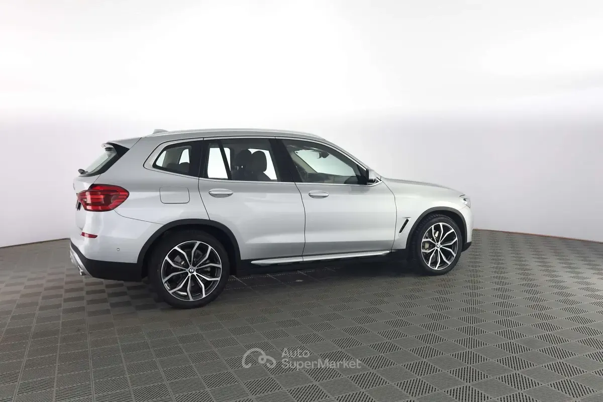 Usata BMW X3 xLine 249 CV (183 kW) 2019 Argento glaciale metallizzato SUV