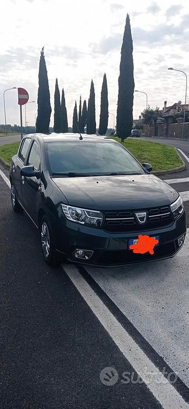 Usata Dacia Sandero 101 CV (74 kW) 2020 Grigio Utilitaria