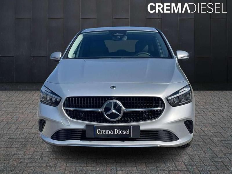 Gebraucht Mercedes B250e Progressive 163 PS (119 kW) 2024 Silber Van / Kleinbus