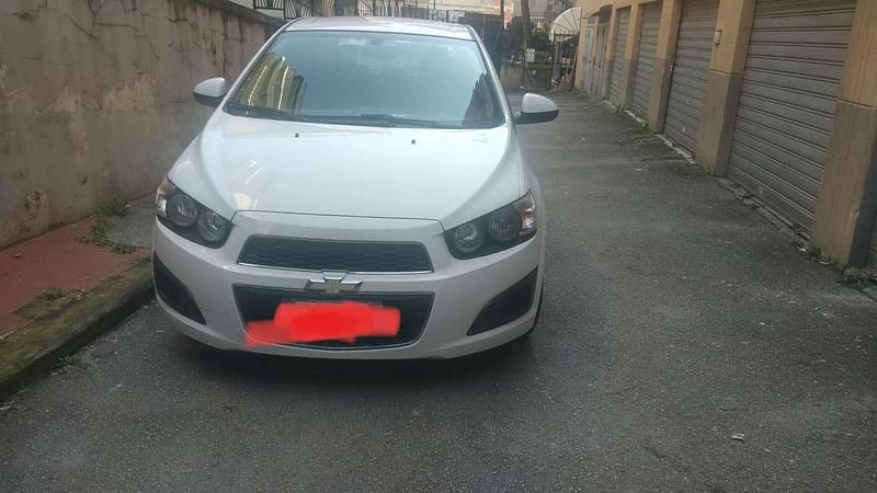 Usata Chevrolet Aveo LTZ 101 CV (74 kW) 2011 Bianco Berlina